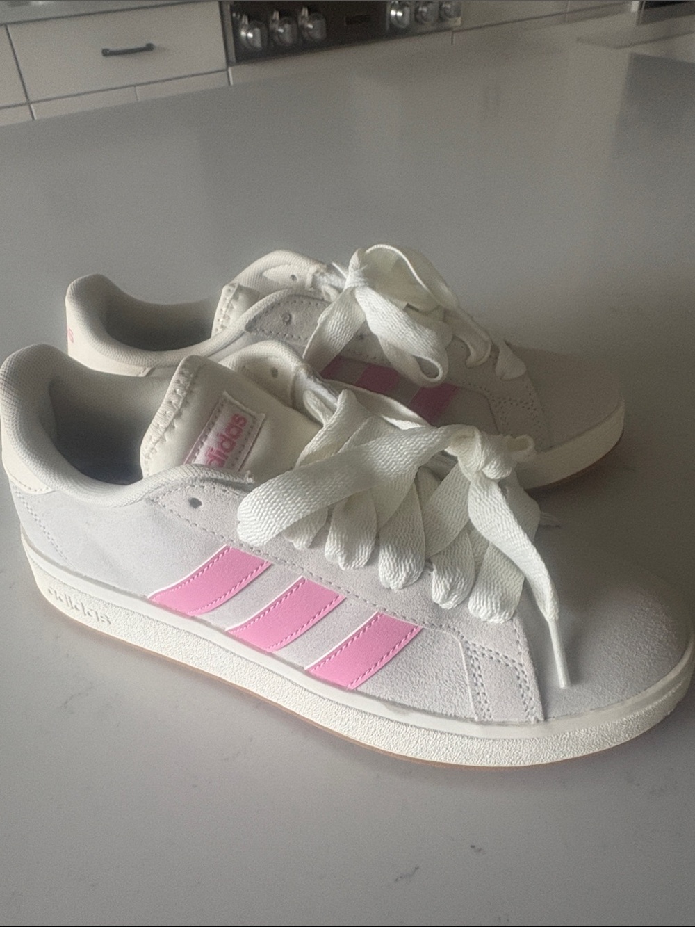 adidas Women’s White Sneakers Grand court base OOs with Pink Three-Stripes
